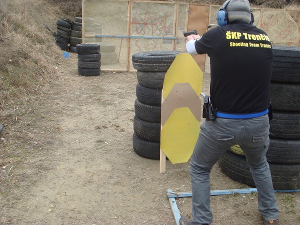 1. kolo KN ligy v praktickej stre�be