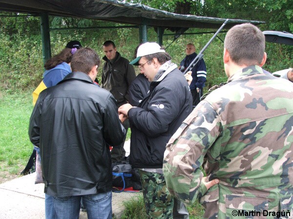 VIII. kolo KNj ligy v siluetovej strebe